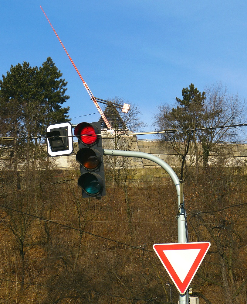 P1010511w- max. zdůrazněná přednost.jpg